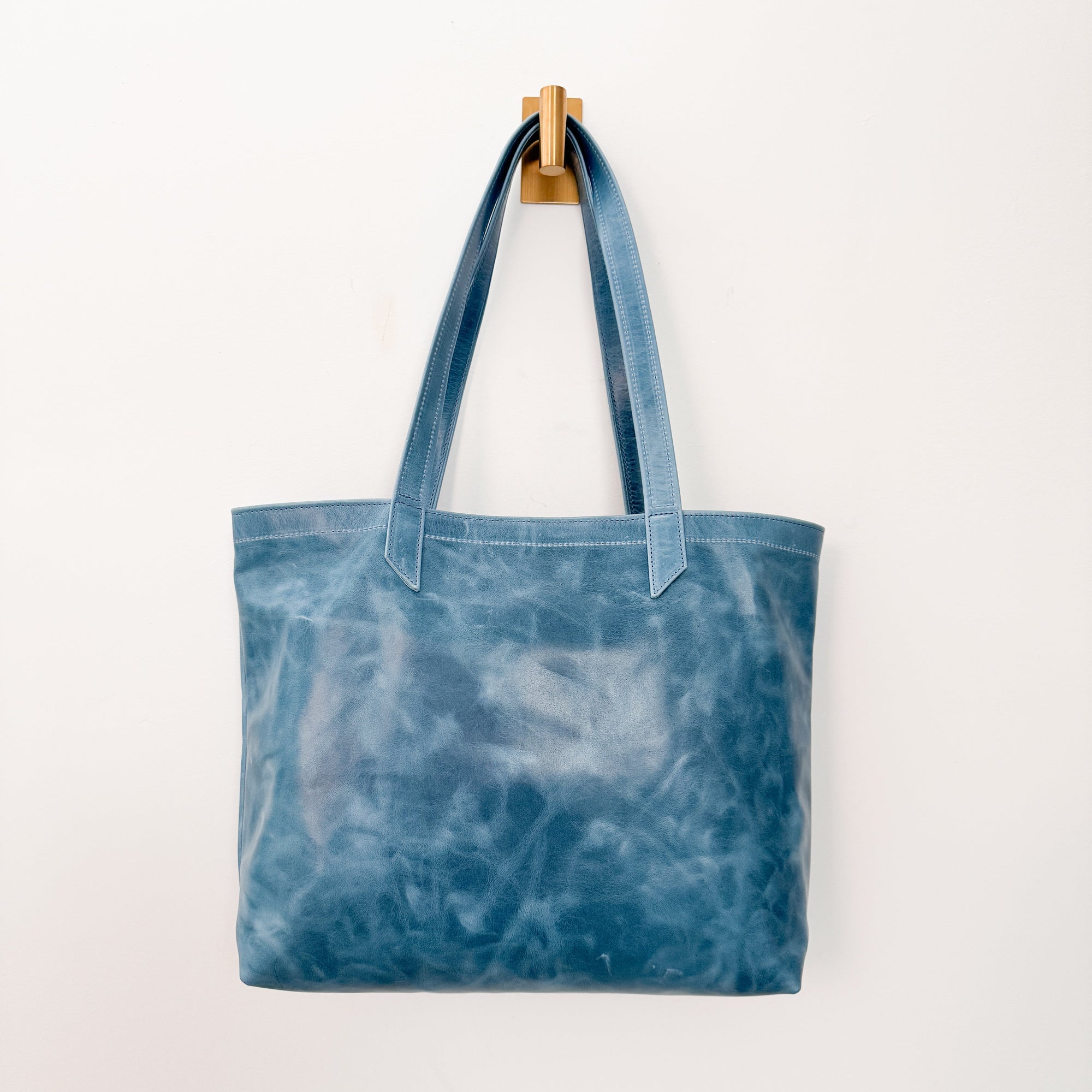 *Classic Tote*
