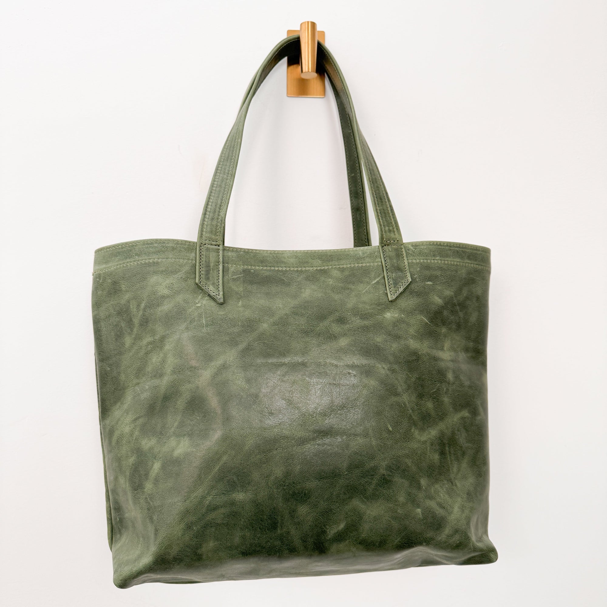 *Classic Tote*